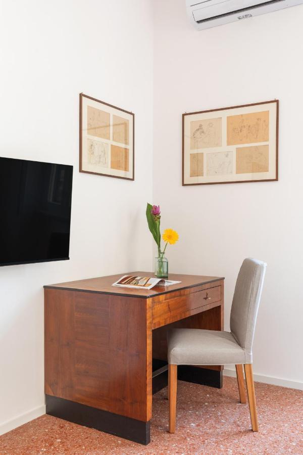 Bright And Spacious Family In Parioli Apartamento